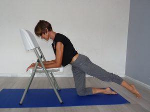 Apprenons à bien étirer nos muscles du grand fessier avec Isabelle Balland