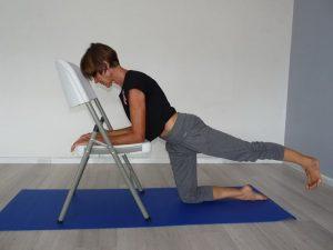Apprenons à bien étirer nos muscles du grand fessier avec Isabelle Balland