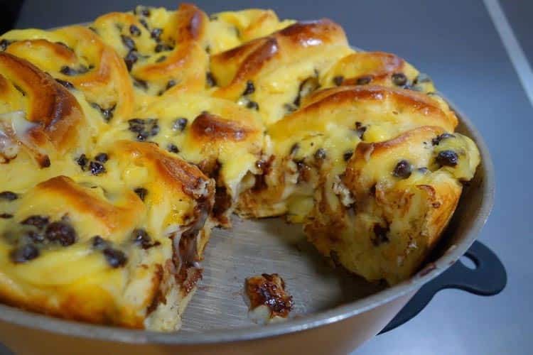 Originaire d'Alsace, le « Schneckenkuchen » est une spécialité briochée à la crème pâtissière. Une délicieuse gourmandise facile à faire.