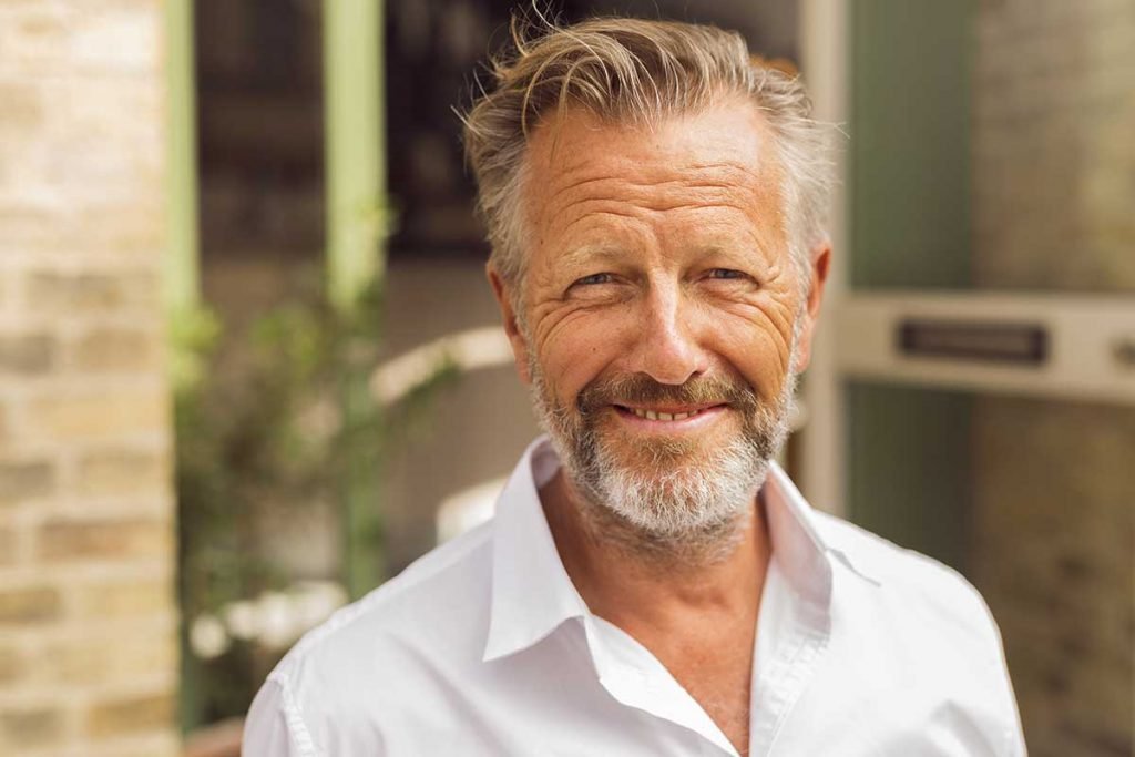 Conseils Beaut Pour Les Hommes De Plus De 50 Ans La Vie Apr s 50 Ans 